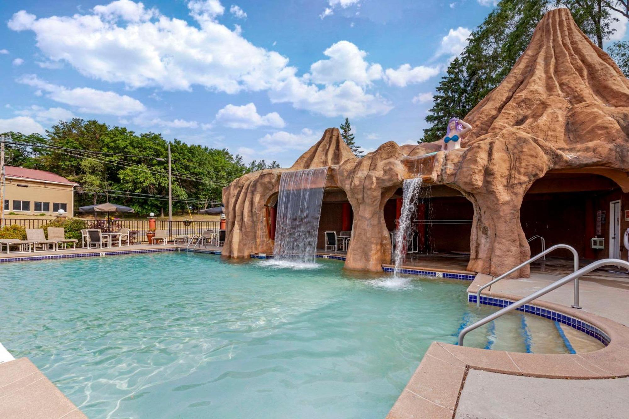 Atlantis Family Waterpark Hotel, Ascend Hotel Collection Lake Delton Exterior foto